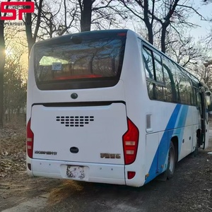Bus de transport moyen pour passagers Yu Tong ZK6816 de 2016, alimenté par un moteur diesel Yuchai de 200 CV, équipé d'une configuration climatique sudiste - Product Image 3