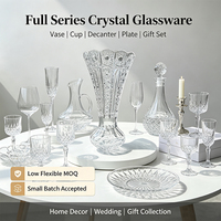 Vente en gros de vases en cristal 24% PBO au plomb, logo gravé OEM, vase transparent avec relief pour mariage et décoration
