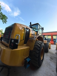 Chargeuse sur pneus Cat 966H d'occasion, faible nombre d'heures, 6 tonnes, avec moteur Cat C11 ACERT, performances puissantes, consommation de carburant raisonnable - Product Image 4