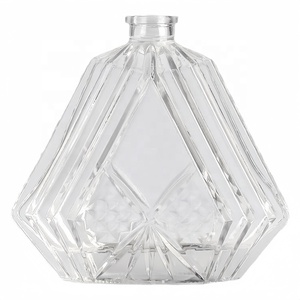 Vente en gros 500ml & 750ml Bouteilles en verre de liqueur vides sérigraphie pour vodka Gin whisky rhum <span class=keywords><strong>vin</strong></span> avec <span class=keywords><strong>bouchon</strong></span> en liège - Product Image 2