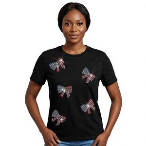 T-shirt graphique noir à nœud en strass pour femme, col rond, manches courtes, coupe classique, tissu personnalisé écologique, séchage rapide, respirant - Product Image 1