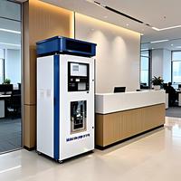 Distributeur d'eau en libre-service avancé acceptant les paiements par pièces, code QR, billets de banque et cartes de crédit pour les lieux publics