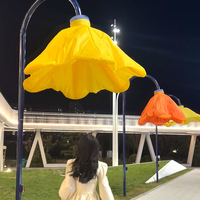 Lampadaire gonflable automatique 12V en plastique à détection humaine, motif fleur, pour place publique, zone scénique, parc d'attractions