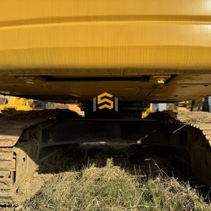 Excavatrice hydraulique sur chenilles Komatsu PC200 d'occasion de 20 tonnes, durable et très vendue pour les projets de construction - Product Image 6