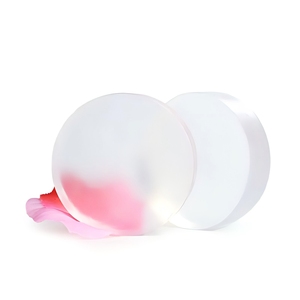<span class=keywords><strong>Savon</strong></span> nettoyant doux hydratant et blanchissant aux enzymes de cristal Yoni 60g pour les zones intimes des femmes, fait main, transparent, pour le bain - Product Image 5