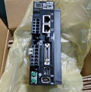 R88D-KN15F-ECT nuevo original en stock Accurax AC Drive 1.5KW trifásico 400V con controlador EtherCAT integrado - Product Image 1