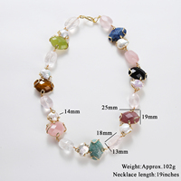 Collier artisanal en pierres naturelles mélangées et perles d'eau douce, collier statement en cristal enroulé sur fil, bijoux personnalisés pour femmes, mode