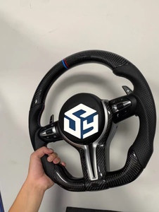 Volant en cuir pour Série 4 M4 F82 M4CS F32 F33 F36 avec fibre de carbone et design sportif de luxe pour A3 Camry - Product Image 4