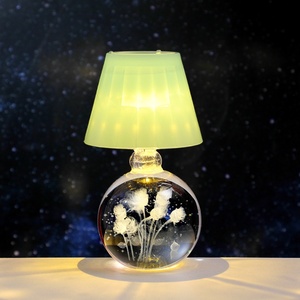 Lampe de chevet moderne et simple avec lumière d'ambiance, design Ciel Étoilé et Planètes, veilleuse en cristal, batterie intégrée, pour dortoir et chambre à coucher - Product Image 6