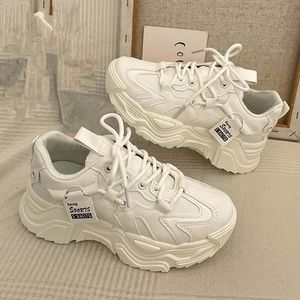 Nouvelles Chaussures de Sport Polyvalentes pour Femmes Printemps 2026, Style Étudiant, Décontractées à Semelle Épaisse Rehaussante - Product Image 6