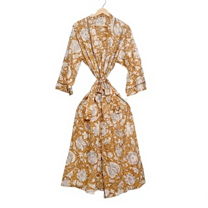 Regalo de San Valentín, kimono hecho a mano con estampado a mano, kimono largo para mujer, estilo bohemio, ropa de dormir y bata para mujer. - Product Image 1