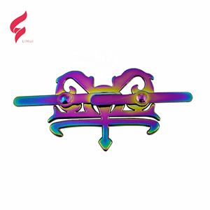 Placa de metal de aleación personalizada con forma de logotipo, abalorio pequeño de <span class=keywords><strong>angela</strong></span> hu - Product Image 4