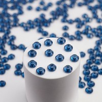 YAXI 266-6 6mm Perles de strass à dos plat en résine époxy bleu denim, forme plectre de guitare, pour la confection de bijoux et accessoires vestimentaires, en boîte