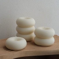 Ins Style Creative Home Décorations Bague Donut Fait Main Aromathérapie Ornements pour Chambre à Coucher Sans Fumée Romantique Cire De Soja Anniversaire