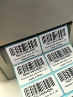 Imprimante thermique pour l'impression thermique d'étiquettes d'emballage rectangulaires, adaptée à un usage quotidien, à la logistique et à la médecine