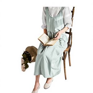 Delantal de Cocina de Algodón - Delantal de Alta Calidad con Mangas, Sostenible, para Cocinar, Limpiar y Usar en Fiestas - Product Image 1