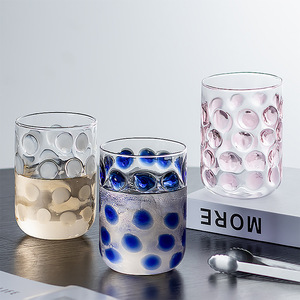 Copa de champán creativa de corte alto y bajo con grabado, de vidrio de borosilicato de alta calidad - Product Image 2