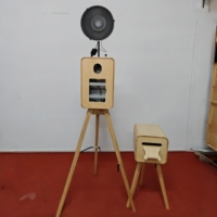 Photomaton rétro double face en bois sur trépied avec écran 18,5 pouces et imprimante DSLR pour événements privés, mariages et fêtes