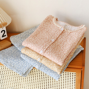 Conjunto de Pijama para Mujer 100% Algodón, Manga Larga, Pantalón Largo, Botones, Estampado Floral, Suave y Transpirable, Ropa de Dormir Personalizada al por Mayor - Product Image 2