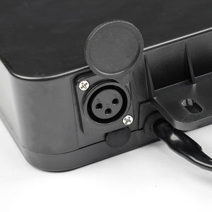 Paquete <span class=keywords><strong>de</strong></span> Batería <span class=keywords><strong>de</strong></span> Litio Personalizado <span class=keywords><strong>de</strong></span> 12V/24V 52V con Cargador <span class=keywords><strong>de</strong></span> 2A, Tamaños <span class=keywords><strong>de</strong></span> 6Ah 10Ah 15Ah 20Ah, Estilo <span class=keywords><strong>de</strong></span> Portaequipajes Trasero para Sillas <span class=keywords><strong>de</strong></span> <span class=keywords><strong>Ruedas</strong></span> Eléctricas y Bicicletas Eléctricas - Product Image 3