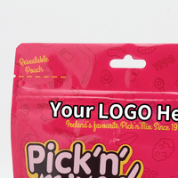 Op maat bedrukte staande pouch met ritssluiting en venster, hersluitbare verpakking voor snoepjes en gummy's voor snackmerken