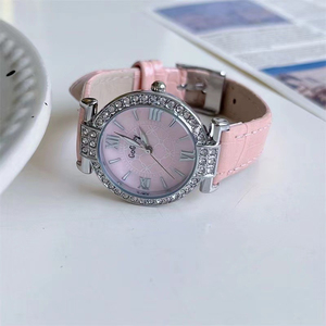 Nuevo reloj de pulsera de moda estilo Guangzhou para mujer, correa de cuero estilo estudiantil, versátil, de alta calidad y exclusivo. - Product Image 3