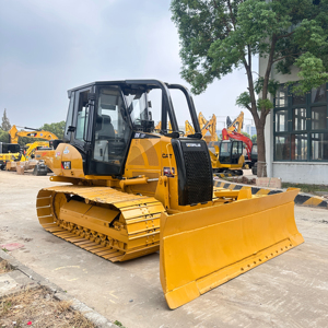 Bouteur lourd hydraulique CAT D5k d'occasion d'excellentes performances au Japon prix bouteur sur chenilles d'occasion à vendre - Product Image 1