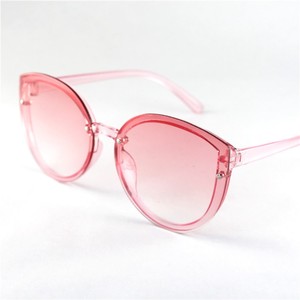 <span class=keywords><strong>Occhiali</strong></span> <span class=keywords><strong>da</strong></span> <span class=keywords><strong>Sole</strong></span> per Ragazze di Design con Montatura Rotonda in PC Blu, Rosso, Giallo, Grigio, Rosa e Lenti UV400 - Logo Personalizzato - Product Image 2