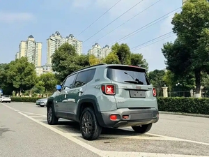 Jeep Renegade Usado Certificado con Personalización Interior, 2016 2017 2018, SUV de Alta Gama con Pantalla Táctil Conectada, Sin Accidentes - Product Image 5
