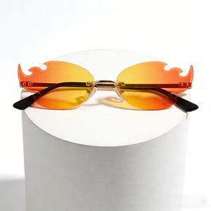 P l S H E O Gafas de Sol de Moda con Marco Redondo de Llama Estilo Hip Hop, Color Caramelo, Lentes Anti-Reflejantes Sin Montura de Lujo para Mujer - Product Image 5