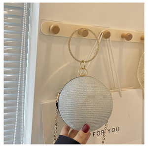 Bolso cruzado de lujo para mujer Bolso de noche de diseñador con patrón de caramelo geométrico con hardware premium y etiqueta de marca personalizada - Product Image 6