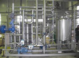 Nhà máy chuyên nghiệp của 1000L/2000L máy nước giải khát công nghiệp với tấm bơm khử trùng <span class=keywords><strong>UHT</strong></span> và thanh trùng - Product Image 2