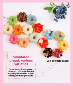 Jouet Squishy de Simulation de Desserts pour Enfants, Modèle Donut et Gâteau en PU à Rebond Lent, Double Fonction : Aimant de Réfrigérateur et Petit Pendentif Décoratif - Product Image 6