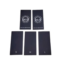 Étiquettes suspendues personnalisées en papier couché, écologiques et durables, avec logo imprimé et couleurs sur mesure, pour sacs et chaussures, vente en gros usine