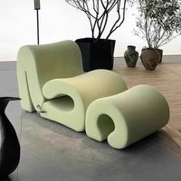 Italienisches Luxus-Hotel-Lobby Modulares Sofa-Set Minimalistisches Wasserwellen-Design Mit Licht Gebogenes Stoff-Hohldesign für Wohnbereich