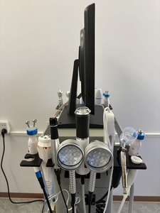 <span class=keywords><strong>Prix</strong></span> d'usine, machine de soin du visage par hydrodermabrasion 18 en 1, jet d'oxygène, bulles d'eau, H2O2, instrument de nettoyage de la peau du visage - Product Image 3