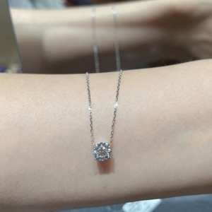 Collar Personalizado al Por Mayor de Oro Blanco Real de 10K, 14K y 18K con Incrustaciones de Diamantes, Juego de Collar con Colgante de Joyería con Diamantes de Laboratorio para Mujer - Product Image 2