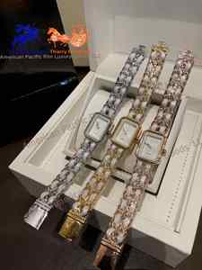 นาฬิกาควอตซ์สแตนเลสสตีลหรูหราสำหรับผู้ชาย สายหนัง ดีไซน์ตูร์บิญอง กันน้ำ ประดับเพชรและคริสตัล - Product Image 5