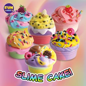 ชุดทำสไลม์สำเร็จรูป FunKidz 4 ปอนด์ กลิ่นมิลค์กี้บัตเตอร์ ขนาด 64 ออนซ์ บรรจุในถัง พร้อมของแถม 29 ชนิด สำหรับบีบเล่น ทำจากพลาสติกทนทาน - Product Image 5