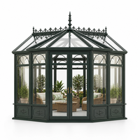Solarium architectural à double étage en verre, avec plafond haut et structure lourde en acier et aluminium