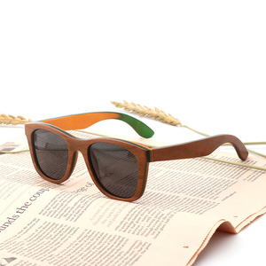 2025 gran oferta logotipo personalizado gafas de sol mujeres hombres UV400 lentes polarizadas monopatín gafas de sol de madera - Product Image 1