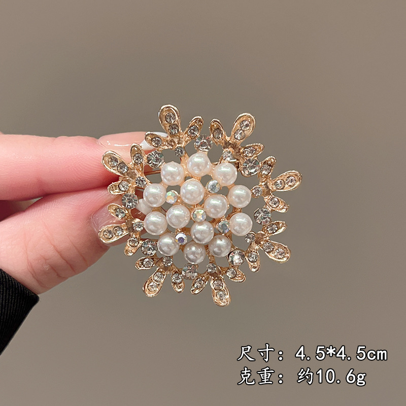 Grappolo di strass di perle