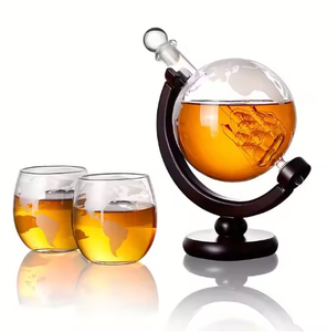 Offres Spéciales <span class=keywords><strong>en</strong></span> <span class=keywords><strong>ligne</strong></span> Décanteur de whisky <span class=keywords><strong>en</strong></span> verre fait à la main Globe <span class=keywords><strong>en</strong></span> verre Global Glass Verres à whisky Globe avec base <span class=keywords><strong>en</strong></span> bois - Product Image 2