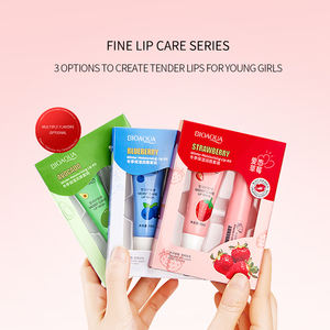 Nuevo Kit Labial 2 en 1 con Sabor a Fresa, Incluye Bálsamo Labial y Brillo Labial, Set de Cuidado Labial Natural Vegano a Base de Fruta - Product Image 4