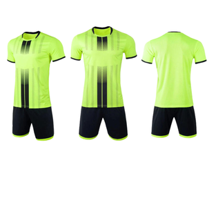Shorts d'été respirants en gros pour uniforme de football, 100 % polyester, unisexe adulte, imprimé par transfert thermique - Product Image 1