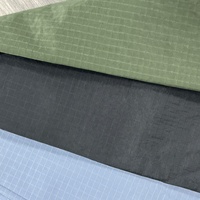 100% Nylon wasserdicht Crinkle Ripstop Verschleiß festigkeit Crinkle Nylon Taft Stoff für Fallschirm Jacke Kleidungs stücke Stoff
