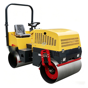 Rodillo compactador vibratorio mini de doble tambor, diésel agrícola de doble tracción 2.0T para compactación de asfalto en obras viales - Product Image 4