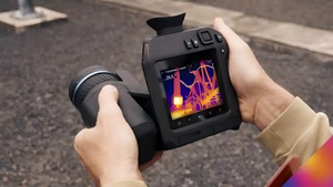 T865 640x480 Handheld Infrared <b>Thermal</b> <b>Imaging</b> <b>Camera</b> 30mK NETD 180 Rotating Block Laser Autofocus -40 2000C Non-Contact - Product Image 5