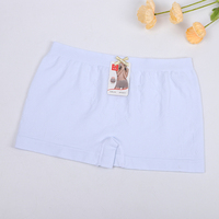 Shorts sans couture en polyamide et élasthanne de haute qualité pour femmes, marque Uokin, fabriqués à l'usine de Yiwu, confortables, taille basse, tricotés, style boyshorts, avec étiquette.