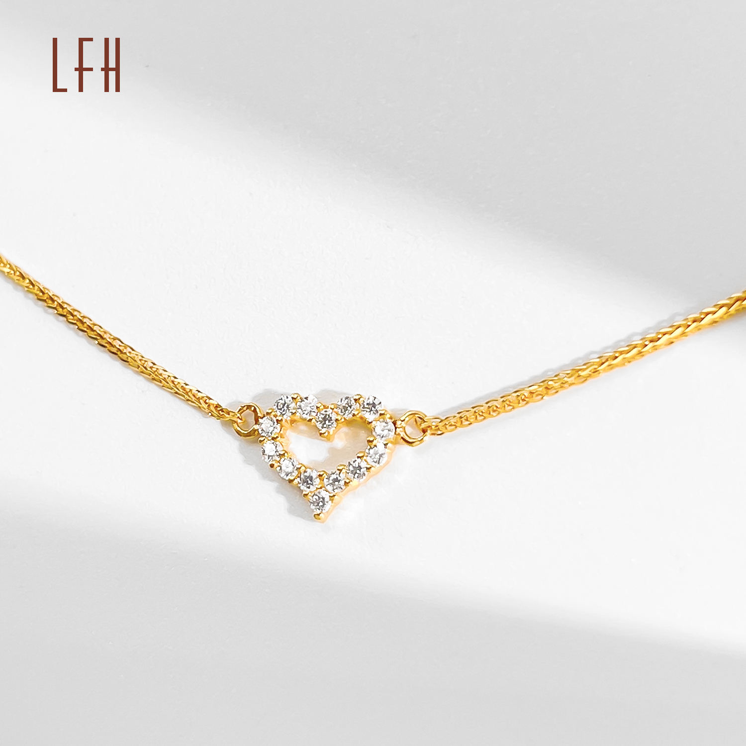 สีเหลืองทอง